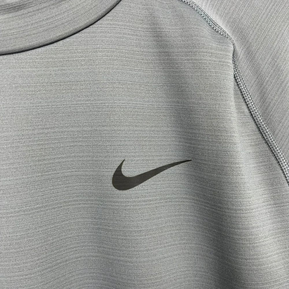 Nike Pro Cal Golden Bears Mens XL Gray Dri-FIT Mock Neck Training Top Berkeley